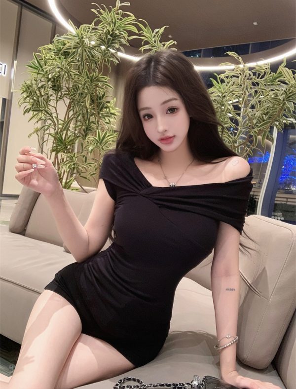 Flat shoulder enticement slim tops for women