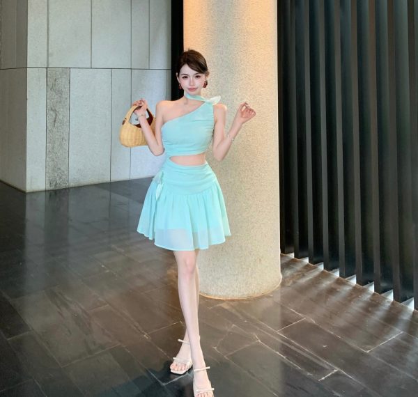 Pinched waist slim T-back vacation dress for women